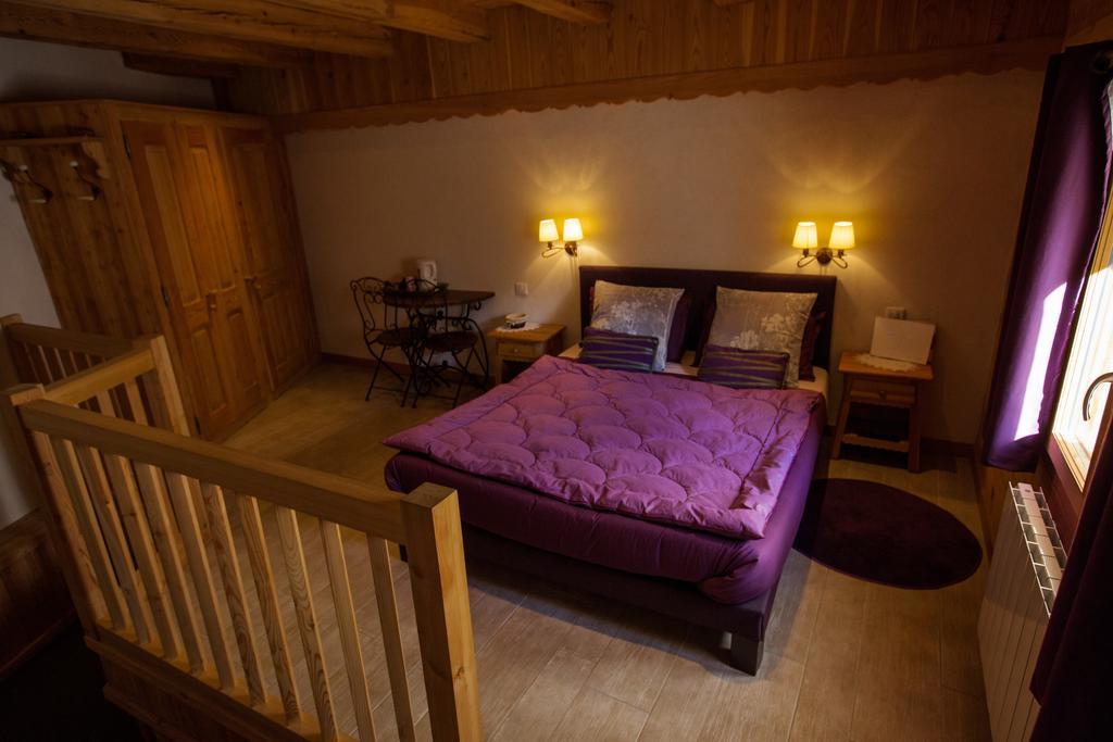 Le Bacchu Ber Bed and Breakfast Μπριανσόν Εξωτερικό φωτογραφία