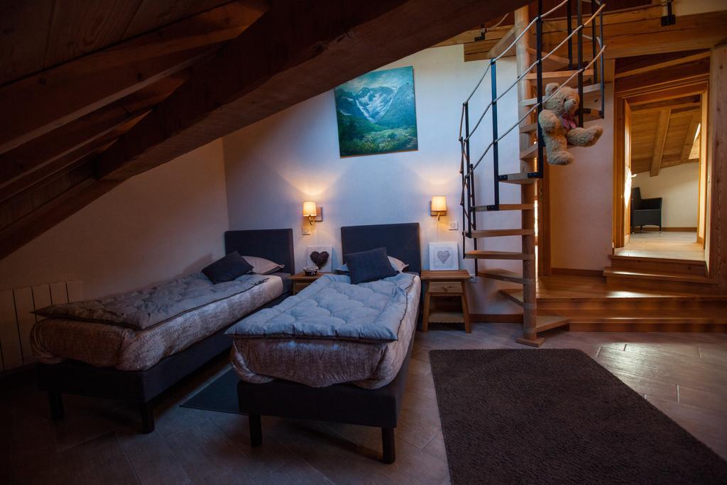 Le Bacchu Ber Bed and Breakfast Μπριανσόν Εξωτερικό φωτογραφία
